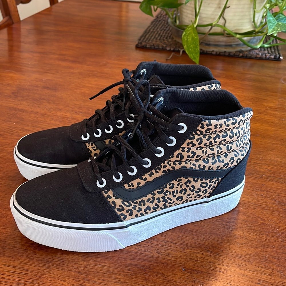 Vans Filmore Women's Lace Up High Top Cheetah Printed Trainer In Black Leopard